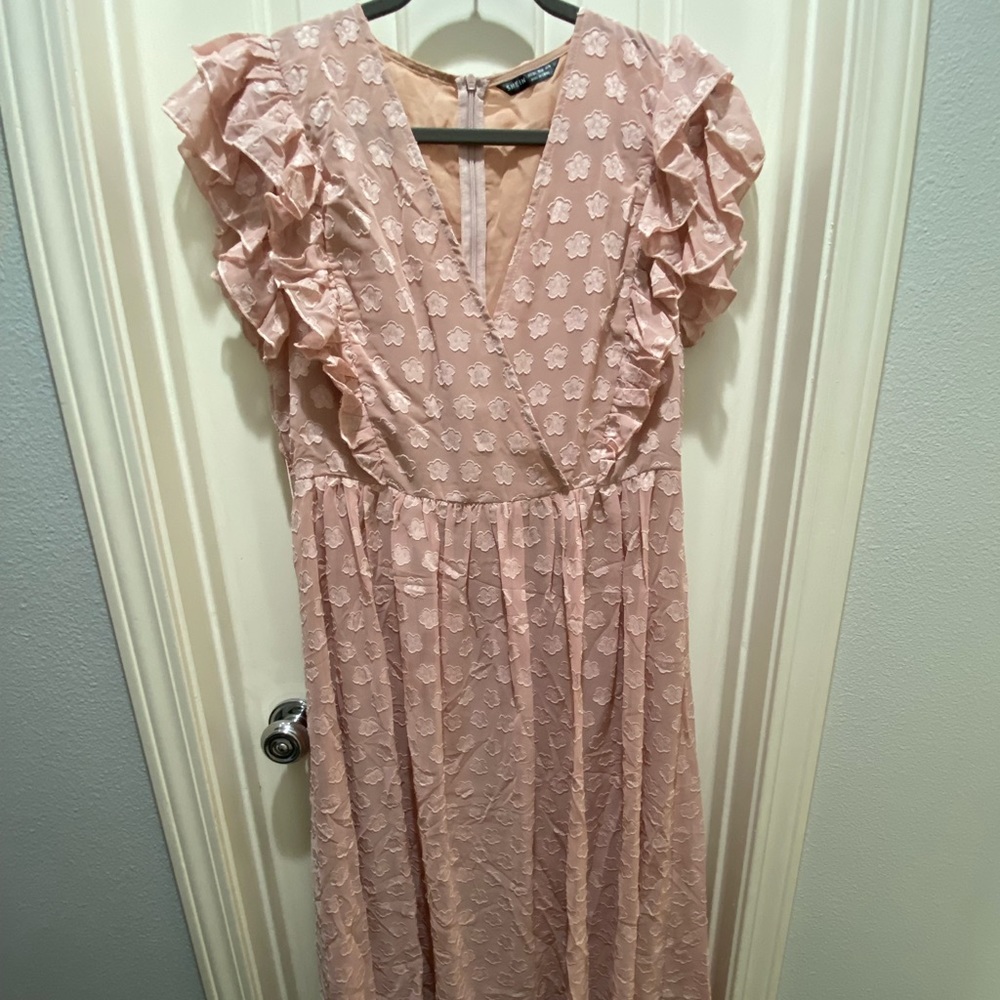 SHEIN pink dress, never worn.